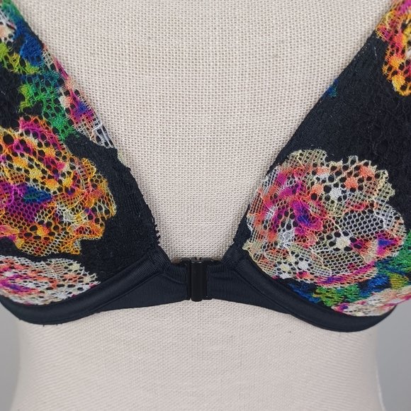 VS PINK Date Lace Racerback Push Up Bra 32DD Black Floral -Adjustable -Padded - Picture 4 of 15